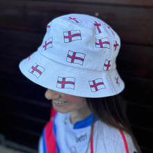 Load image into Gallery viewer, Føroyski flagghatturin
